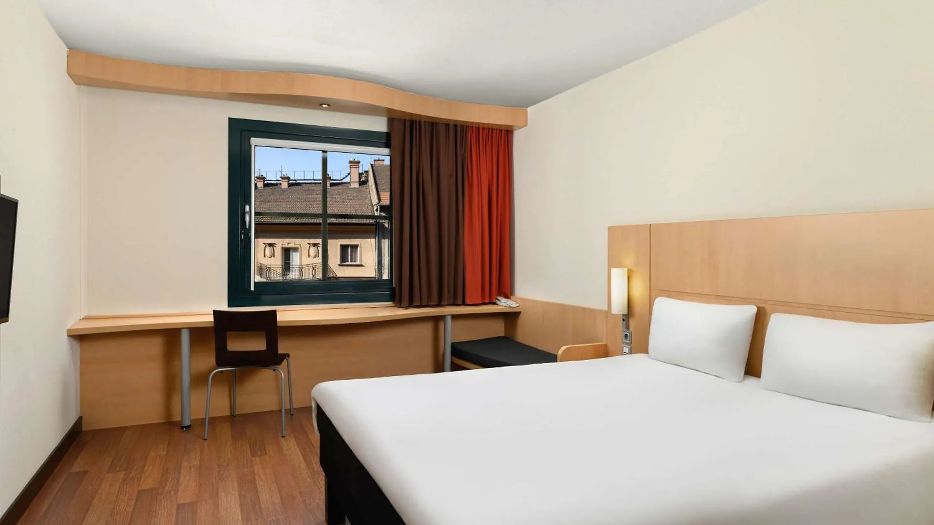 Ibis Budapest Heroes Square Hotel