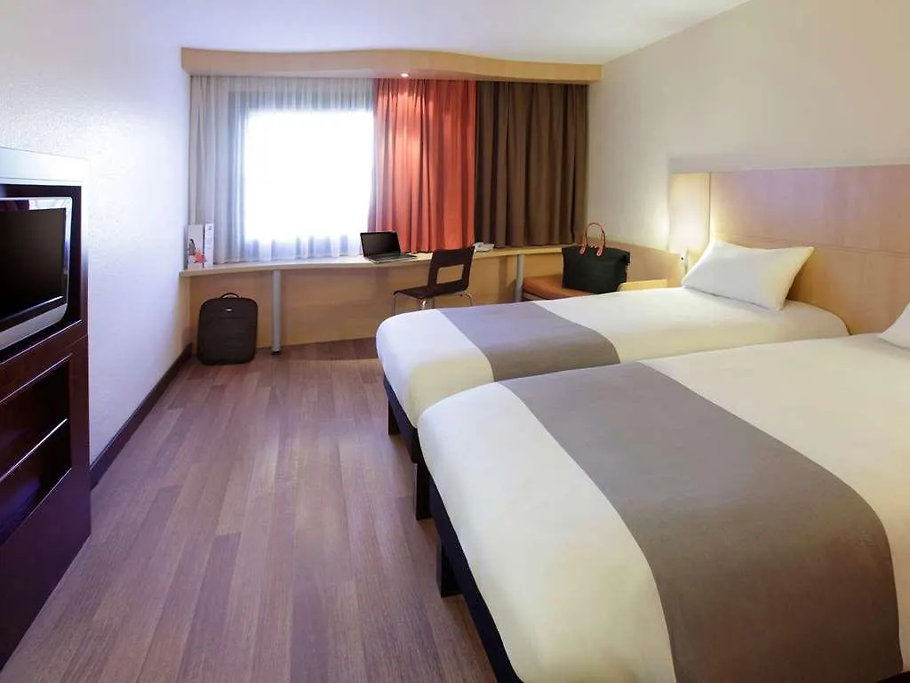 Hotel Ibis Budapest Heroes Square